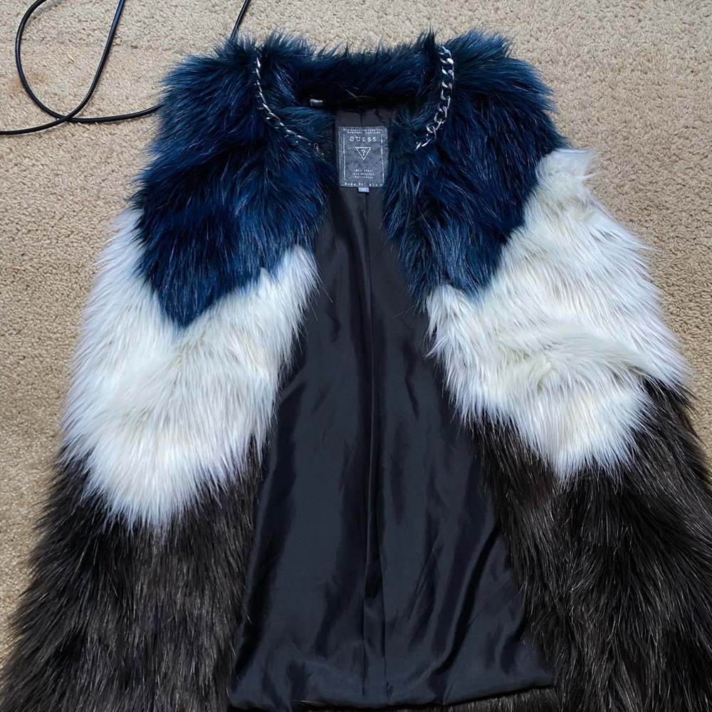 Guess. Jacket. Size XS-S